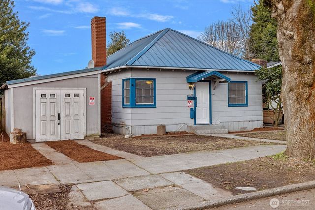 409 Wells Avenue N, Renton, WA 98057