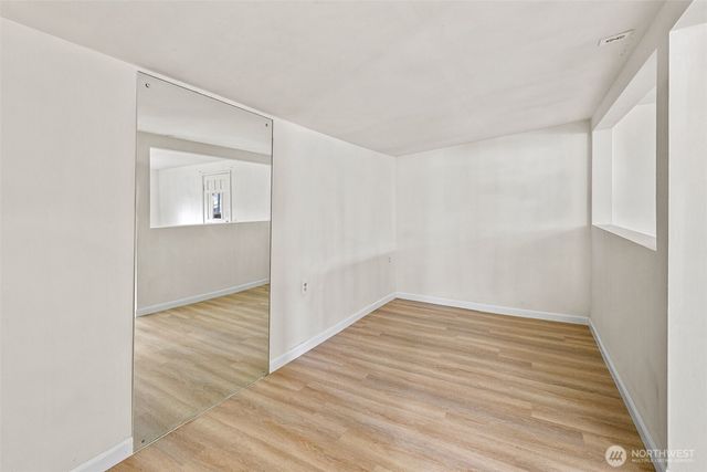 409 Wells Avenue N, Renton, WA 98057