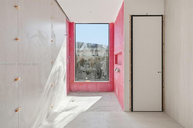 19610 NE 19th Pl, Miami, FL 33179