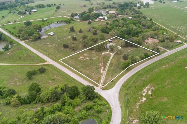 1022 County Road 111, Giddings, TX 78942
