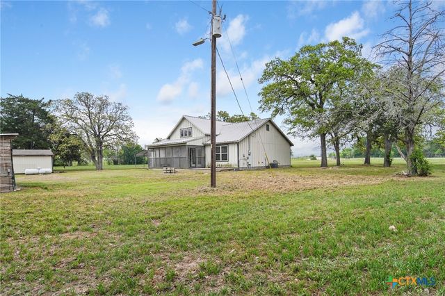 1022 County Road 111, Giddings, TX 78942