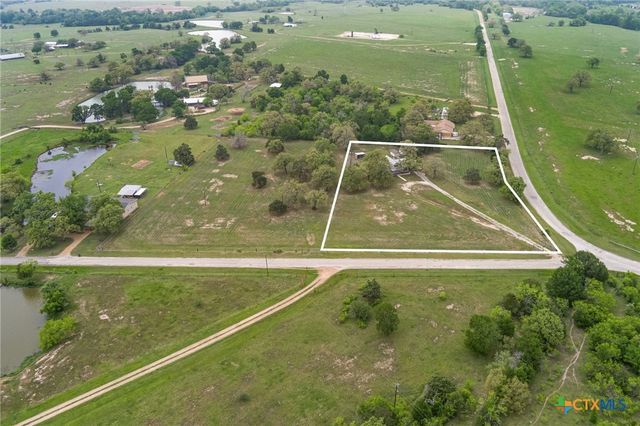 1022 County Road 111, Giddings, TX 78942