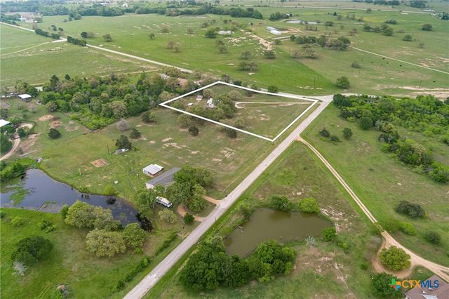 1022 County Road 111, Giddings, TX 78942