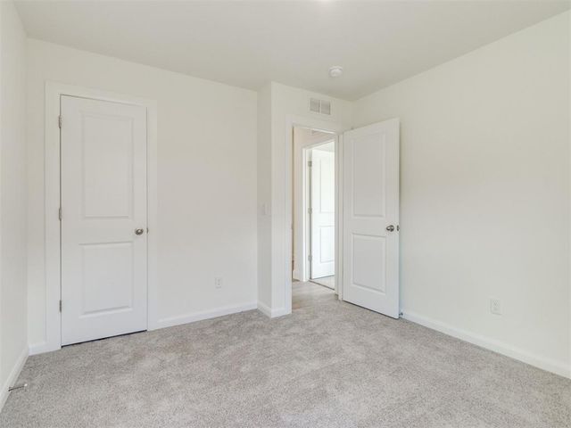 2025 Brush Creek Way, Newcastle, OK 73065