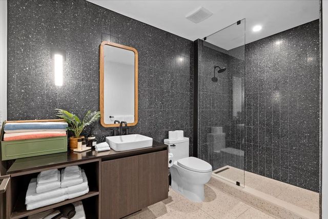 48 East Ave 1207, Austin, TX 78701