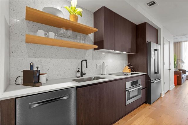 48 East Ave 1207, Austin, TX 78701