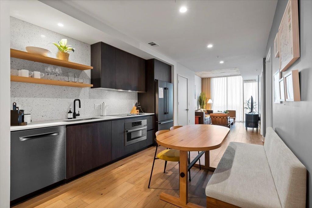 48 East Ave 1207, Austin, TX 78701