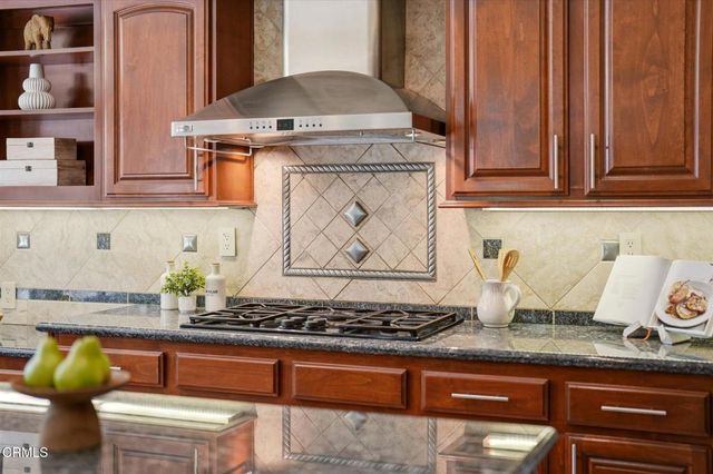 2735 Hidden Hills Way W, Corona, CA 92882