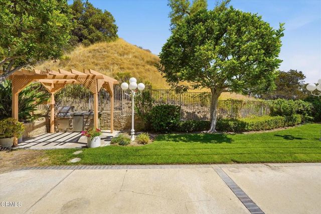 2735 Hidden Hills Way W, Corona, CA 92882
