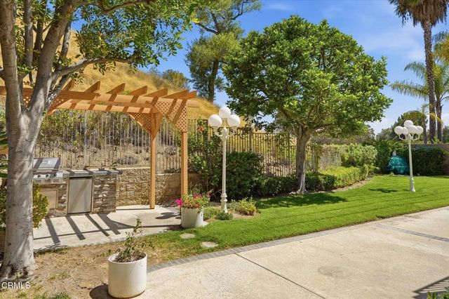 2735 Hidden Hills Way W, Corona, CA 92882