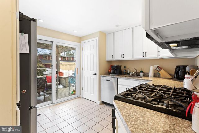 30 POTTER ST, Haddonfield, NJ 08033