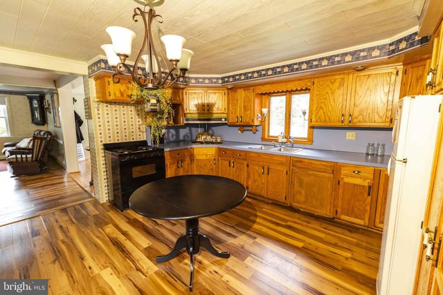 245 MADISONBURG PIKE, Madisonburg, PA 16852