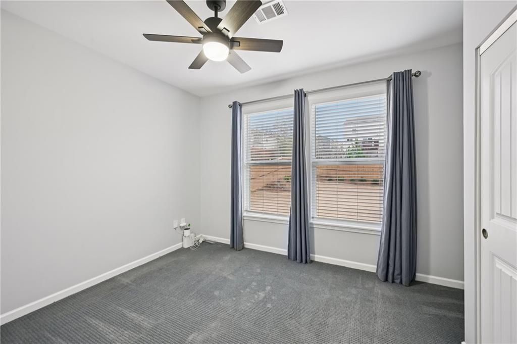 Image 26 of property listing at 1851 Primrose Park Road, Sugar Hill, GA 30518