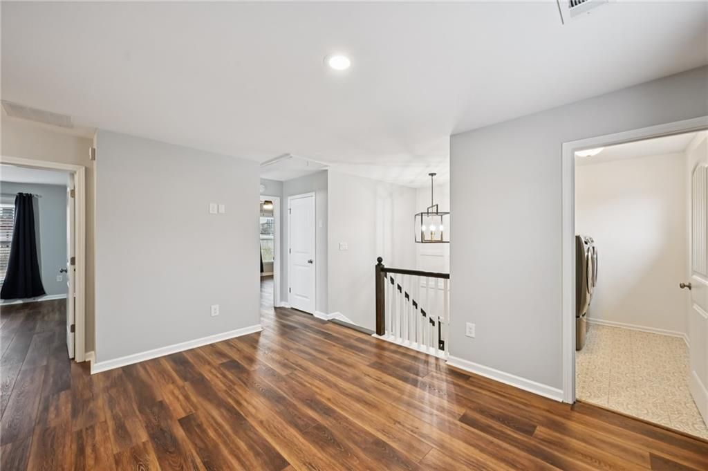 Image 32 of property listing at 1851 Primrose Park Road, Sugar Hill, GA 30518