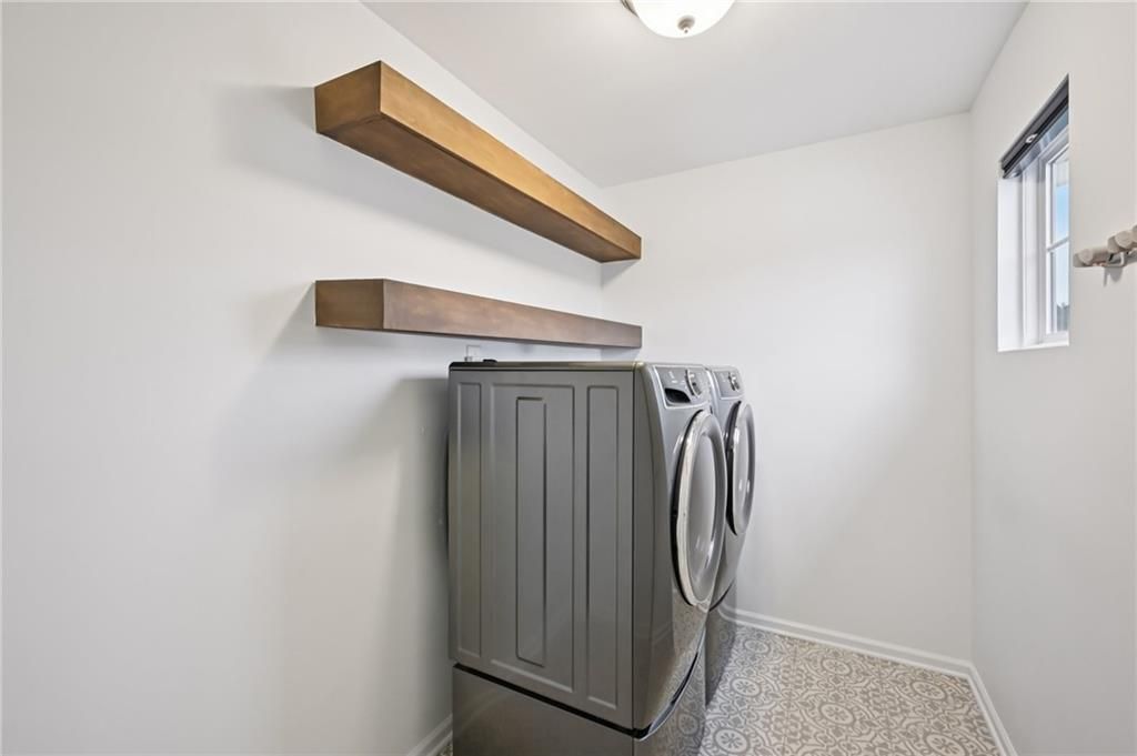 Image 34 of property listing at 1851 Primrose Park Road, Sugar Hill, GA 30518