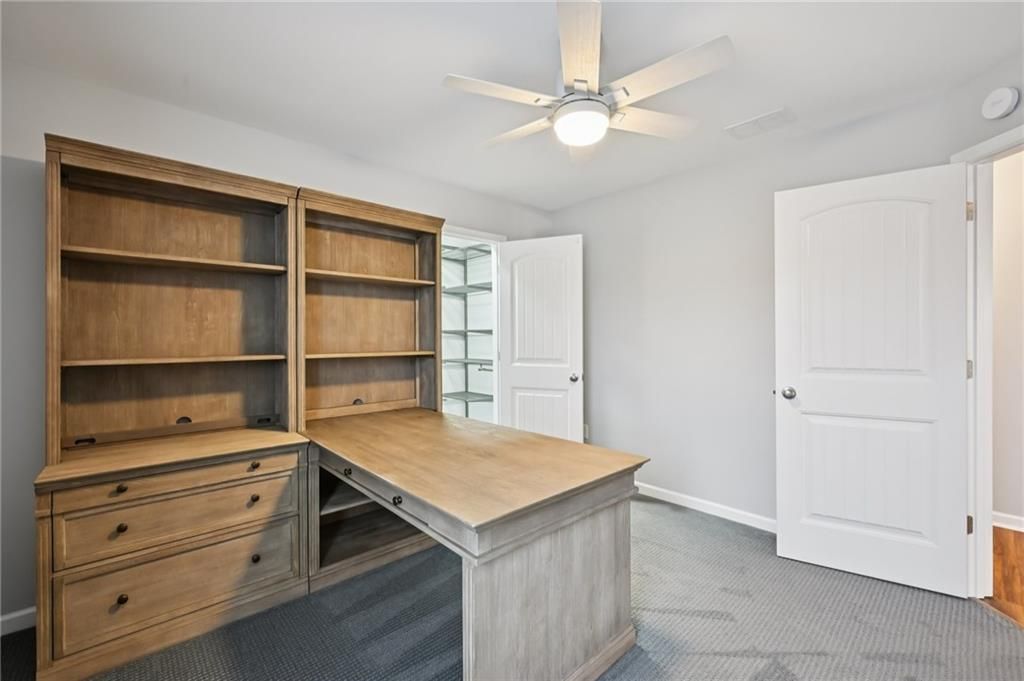 Image 40 of property listing at 1851 Primrose Park Road, Sugar Hill, GA 30518