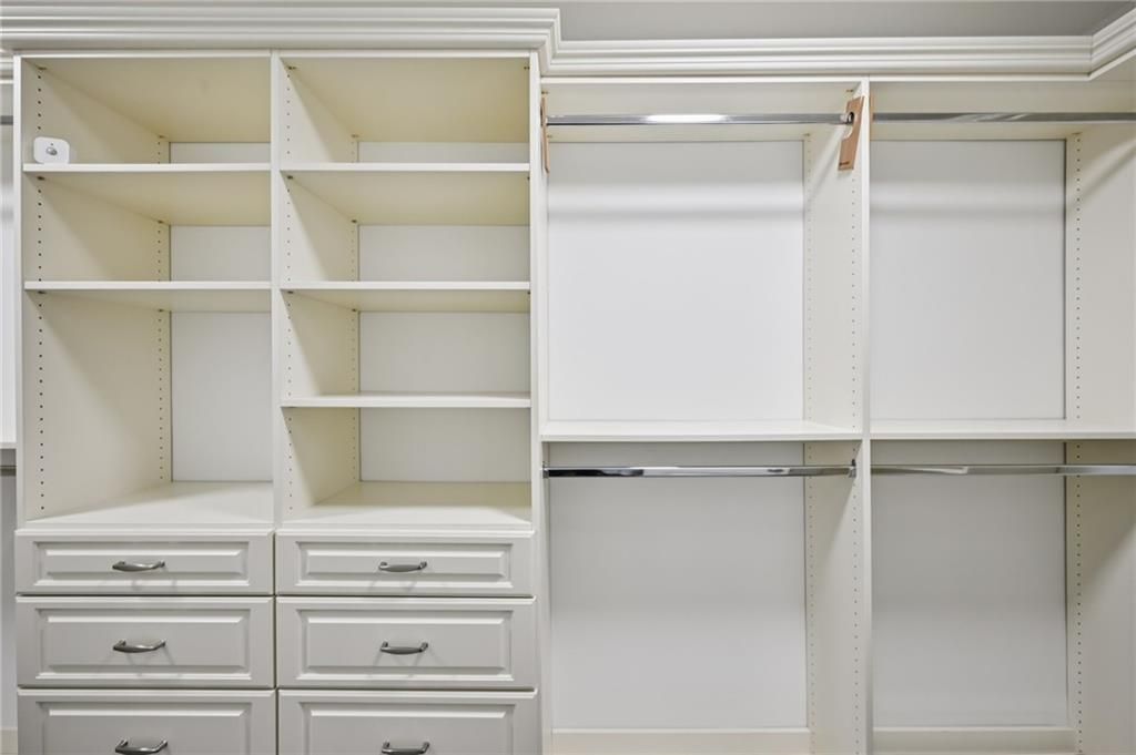 Image 54 of property listing at 1851 Primrose Park Road, Sugar Hill, GA 30518