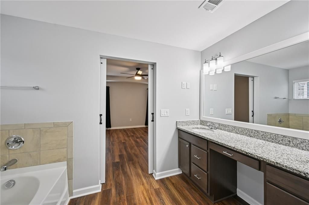 Image 57 of property listing at 1851 Primrose Park Road, Sugar Hill, GA 30518