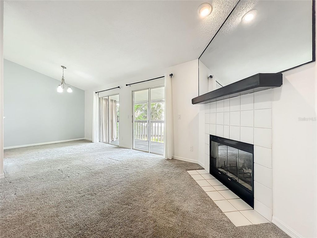 Image 15 of property listing at 2025 EASTBOURNE WAY 5, Orlando, FL 32812