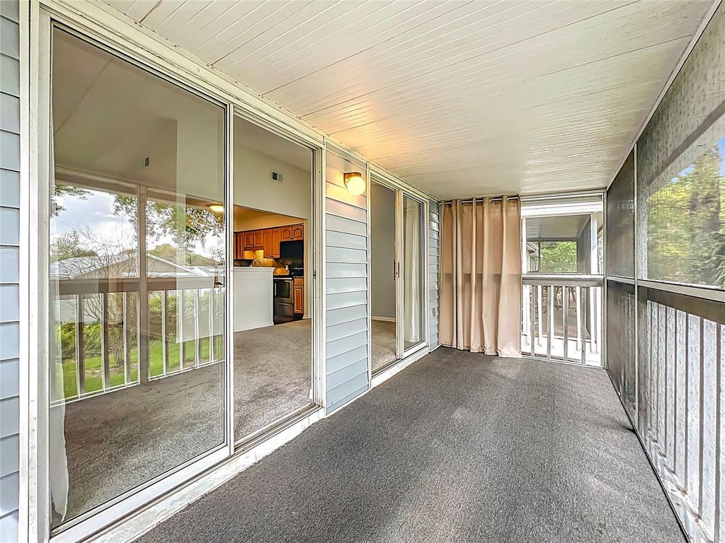 Image 16 of property listing at 2025 EASTBOURNE WAY 5, Orlando, FL 32812