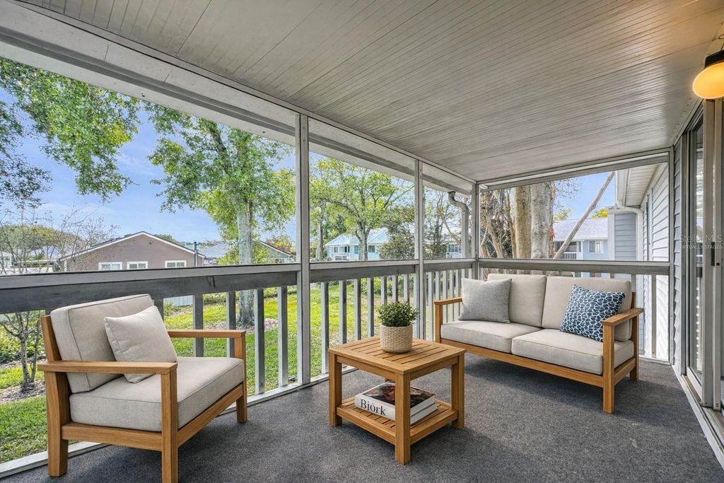 Image 17 of property listing at 2025 EASTBOURNE WAY 5, Orlando, FL 32812