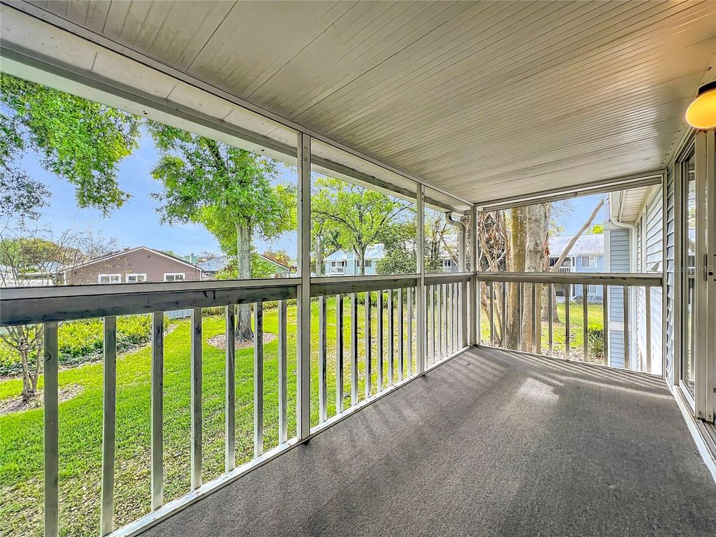 Image 18 of property listing at 2025 EASTBOURNE WAY 5, Orlando, FL 32812