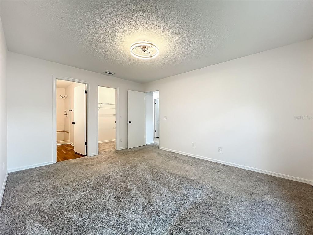 Image 22 of property listing at 2025 EASTBOURNE WAY 5, Orlando, FL 32812