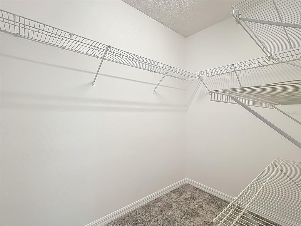 Image 26 of property listing at 2025 EASTBOURNE WAY 5, Orlando, FL 32812