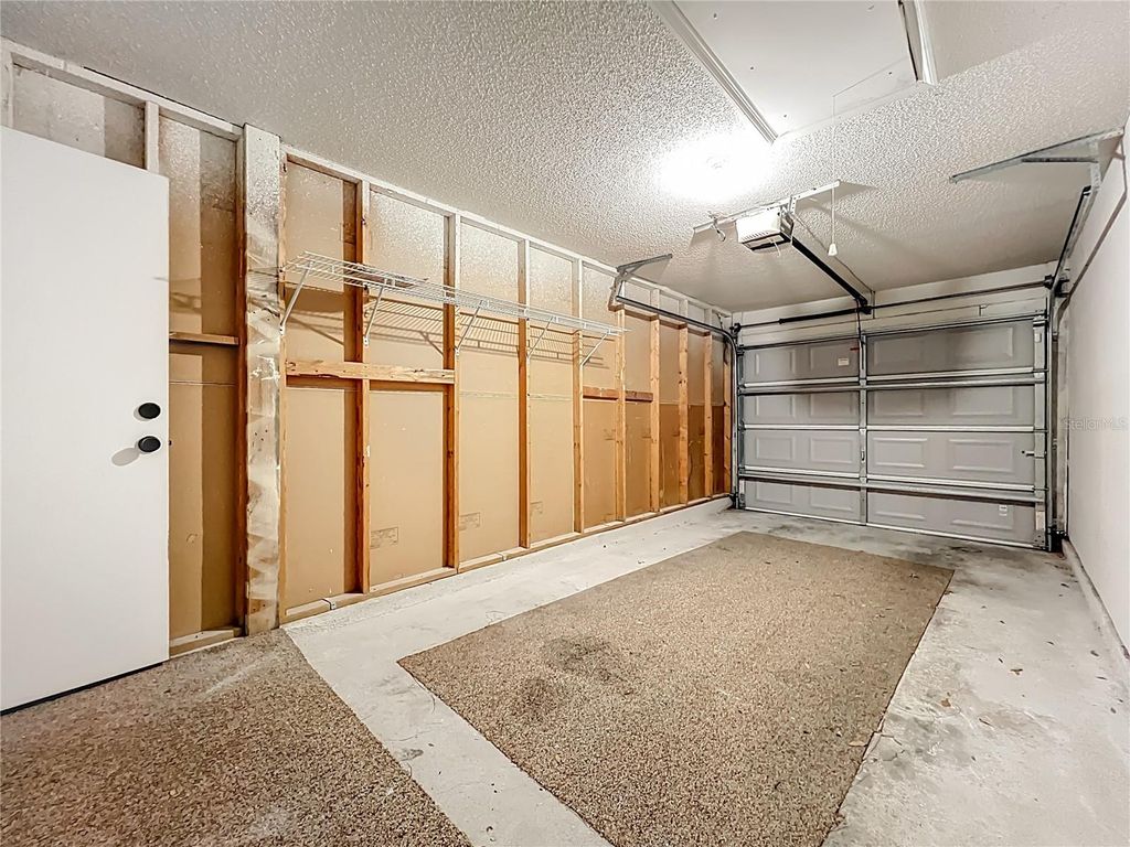 Image 34 of property listing at 2025 EASTBOURNE WAY 5, Orlando, FL 32812