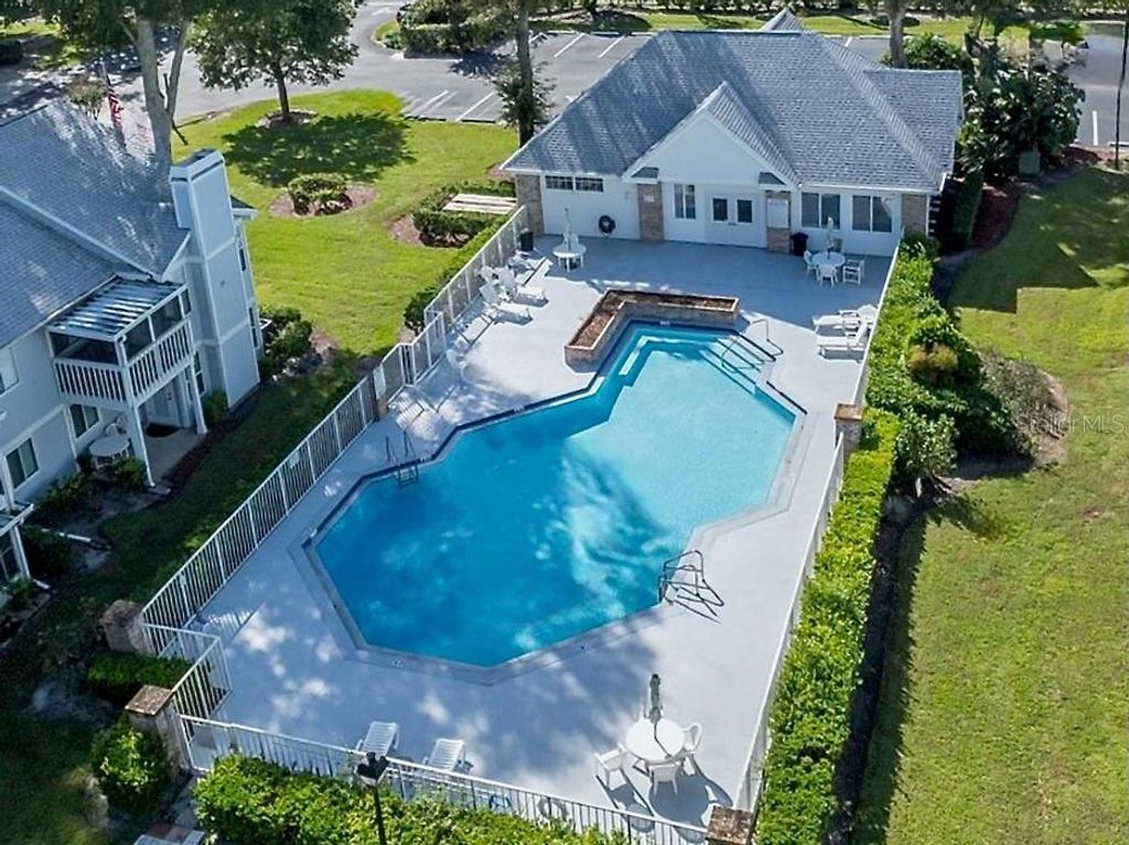 Image 39 of property listing at 2025 EASTBOURNE WAY 5, Orlando, FL 32812