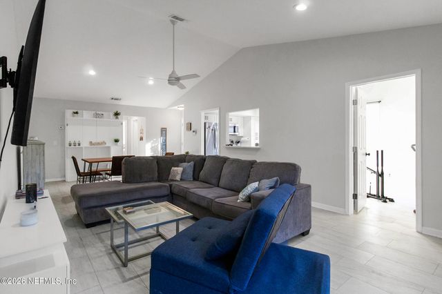 7814 CYPRESS POINT Court, Jacksonville, FL 32256