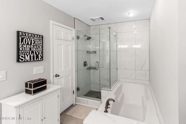 7814 CYPRESS POINT Court, Jacksonville, FL 32256