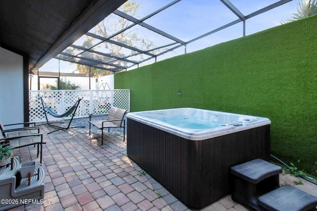 7814 CYPRESS POINT Court, Jacksonville, FL 32256