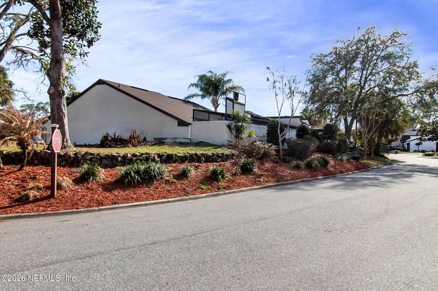 7814 CYPRESS POINT Court, Jacksonville, FL 32256