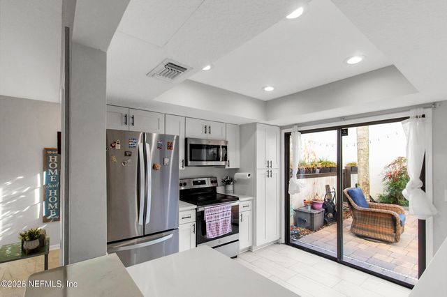 7814 CYPRESS POINT Court, Jacksonville, FL 32256