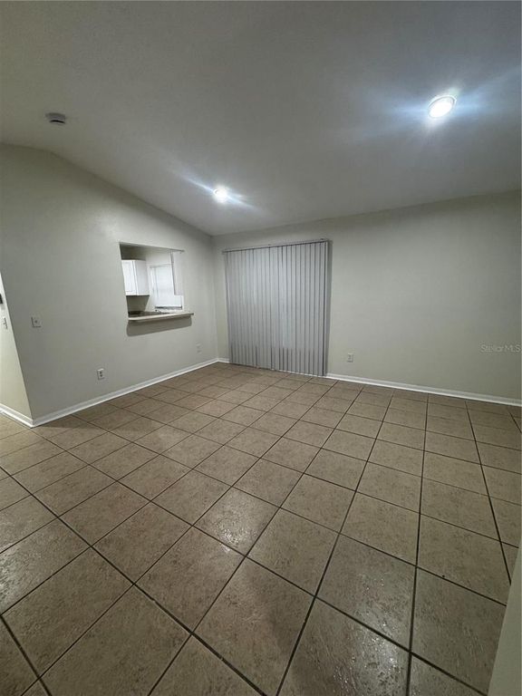 Image 7 of property listing at 767 PALMERA STREET, Orlando, FL 32811