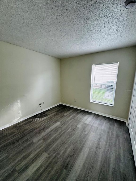 Image 9 of property listing at 767 PALMERA STREET, Orlando, FL 32811