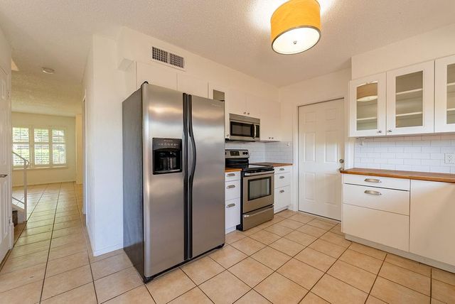 9604 Blue Creek LN, Austin, TX 78758