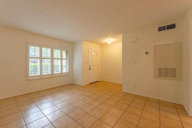 9604 Blue Creek LN, Austin, TX 78758