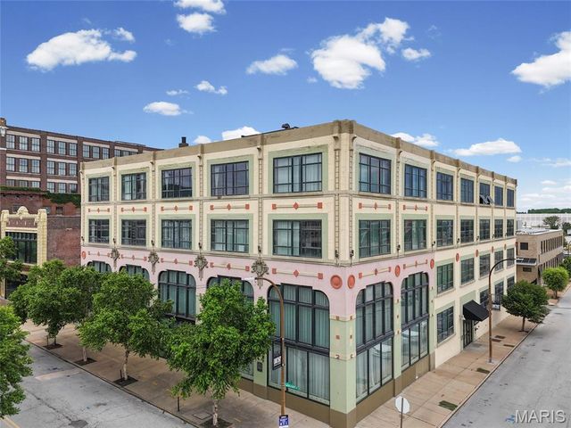 2201 Locust Street 410, St Louis, MO 63103