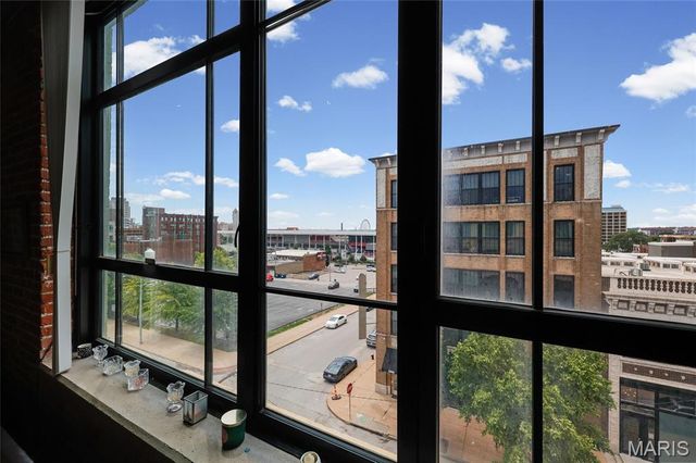 2201 Locust Street 410, St Louis, MO 63103