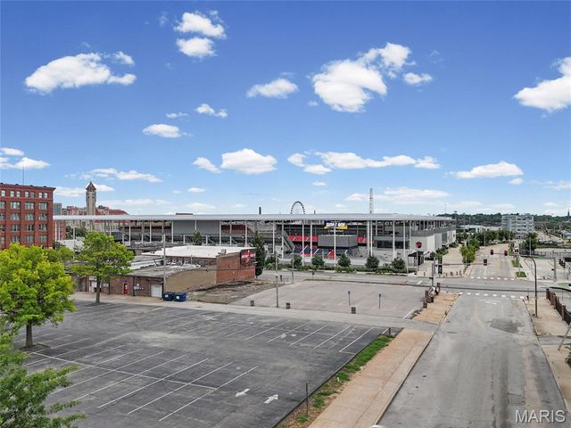 2201 Locust Street 410, St Louis, MO 63103
