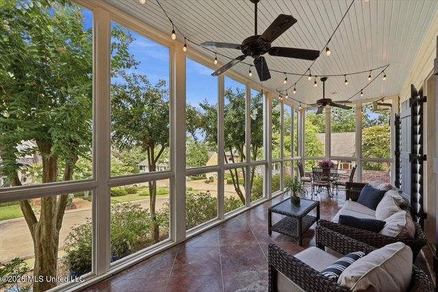 297 Roses Bluff Drive, Madison, MS 39110