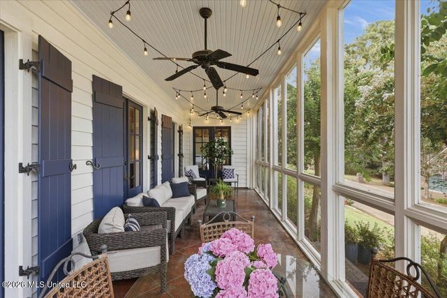 297 Roses Bluff Drive, Madison, MS 39110