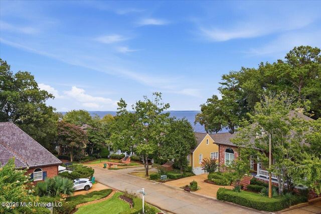 297 Roses Bluff Drive, Madison, MS 39110