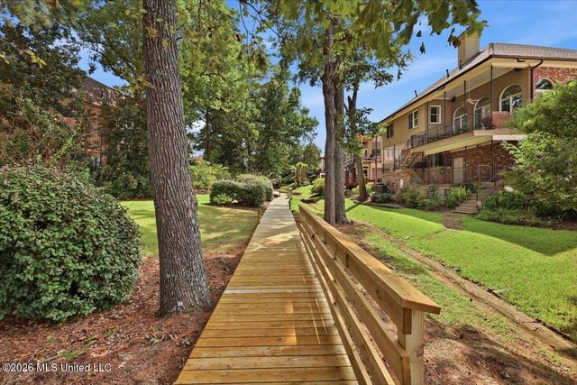297 Roses Bluff Drive, Madison, MS 39110
