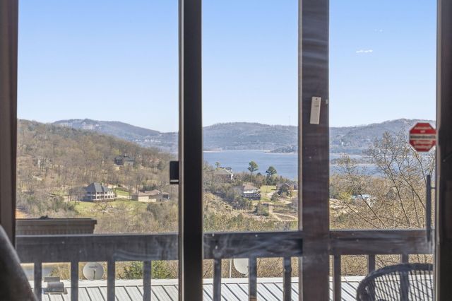 51 Stonemont Road, Blue Eye, MO 65611