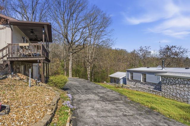 51 Stonemont Road, Blue Eye, MO 65611