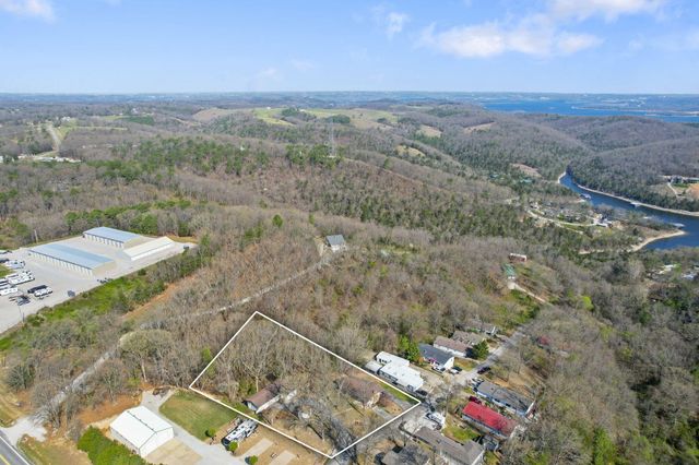 51 Stonemont Road, Blue Eye, MO 65611