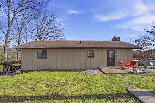 51 Stonemont Road, Blue Eye, MO 65611